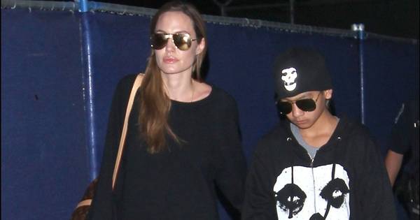 Angelina Regelt Date Voor 11 Jarige Zoon Maddox Sterren Ad Nl