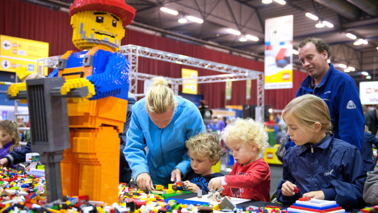 Kinderen bij Legoworld in de IJsselhallen in Zwolle, in oktober Beeld ANP