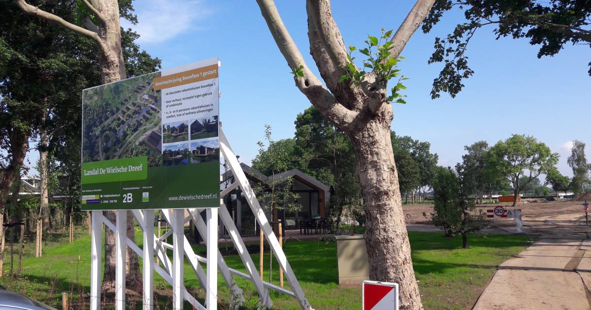 Buren legt bouw van Landal vakantiepark aan oevers Nederrijn stil - De Gelderlander