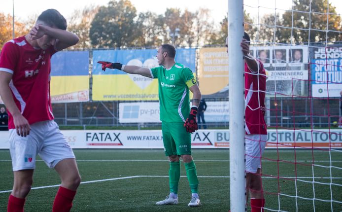 Doelman Jeroen Vrolijk neemt na dit seizoen afscheid bij DOVO.