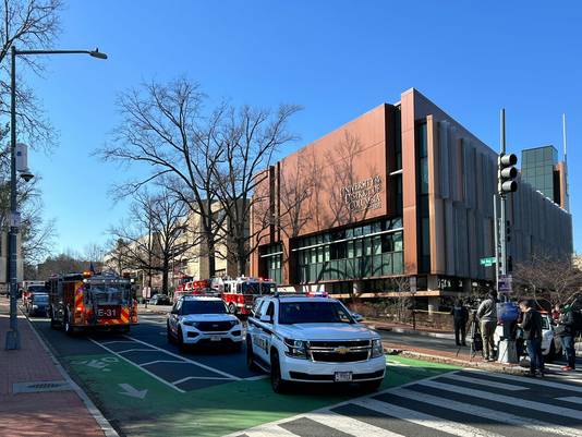 The US Secret Service closes a street leading to the Israeli Embassy in Washington.