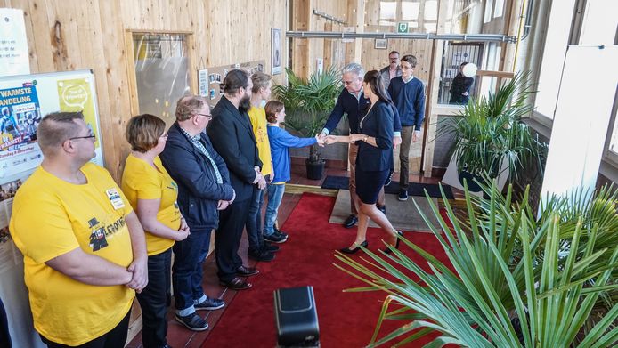 Kortrijk
Prins Laurent bezoekt de Legotheek