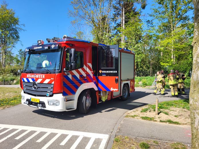 De brandweer is donderdagmiddag met spoed uitgerukt vanwege een gaslek in Leersum.