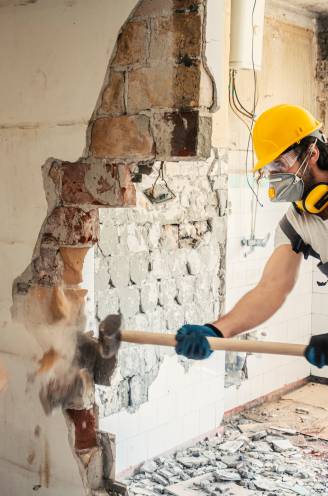 “Je huis slopen en een nieuwbouw zetten kan voordeliger zijn dan renoveren”: experts vertellen waar je best rekening mee houdt