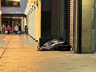 Dekenaat start crowdfunding: “Winterslaapzakken voor de daklozen van Aalst”