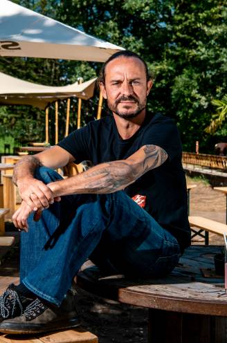 Tijs Vanneste opent opnieuw z'n ‘Kemping’: “Zonder mijn madam had dit niet gekund. Het was heel intens, ook voor haar”