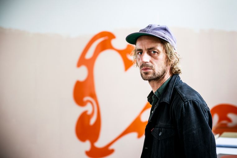 Koen Sels: ‘Gloria dwong me om ook eens na te denken over geluk, in plaats van over wat een depressie is’. Beeld Victoriano Moreno