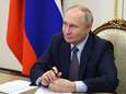 Beloning voor soldaten en gratie aan moordenaars: Poetin ondertekende voorbije jaar recordaantal geheime decreten