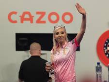 Sprookje Fallon Sherrock ten einde, Peter Wright wint hoogstaande partij op Grand Slam of Darts