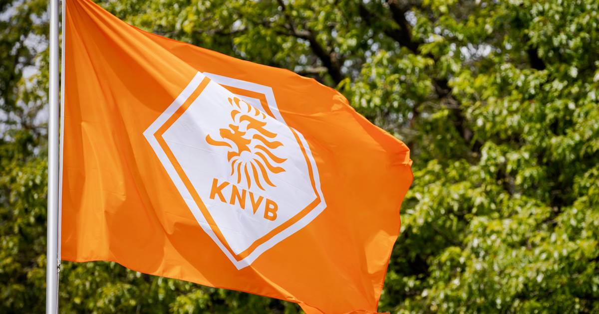 E_Oranje åpner nytt kontor på KNVB campus med uavgjort mot Norge |  eksport