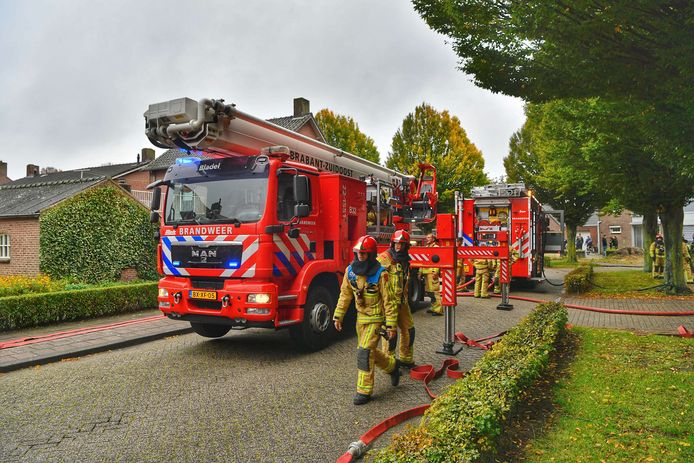 De oorzaak van de brand is niet bekend.