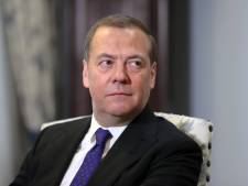 “Sans armes nucléaires, la Russie aurait déjà été anéantie”, assure l'ex-président russe Medvedev