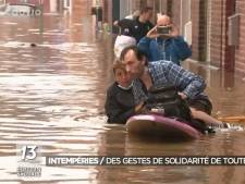 Une journaliste de la RTBF secourt des habitants victimes des inondations