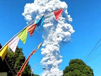 Indonesische vulkaan Merapi barst uit