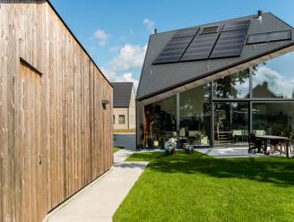 Gemiddeld gezin met zonnepanelen verbruikt slechts 37 procent van opgewekte stroom: hoe vergroot je je zelfverbruik? 