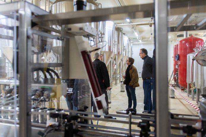 De brouwinstallatie van Frontaal kon vorige week bekeken worden op een open dag.