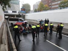 62 actievoerders opgepakt voor blokkeren A12 bij Den Haag: ‘Levensgevaarlijk’