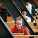 Als het onderwijs digitaal blijft, moet het collegegeld omlaag