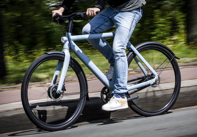 leerling Amfibisch Maxim E-bikebedrijf VanMoof failliet, kopers van deze hippe fietsen in de  problemen | Binnenland | destentor.nl