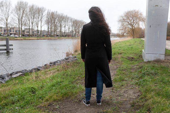 Ann Valkenburg zoekt wanhopig een plek zoekt voor haar dochter met anorexia.