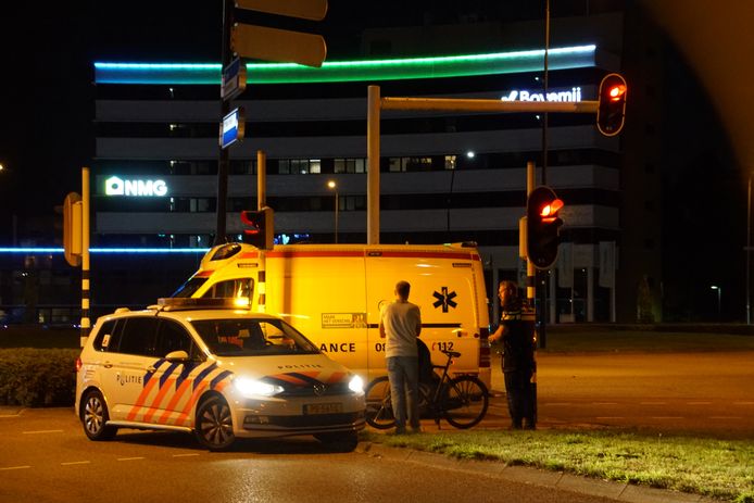 De hulpdiensten op het Takenhofplein.