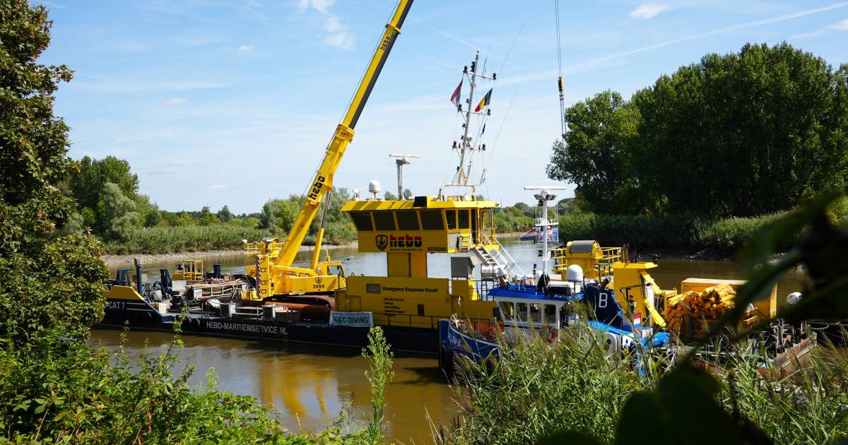 Lichaam van schipper gevonden op gezonken Nederlands schip in de ...