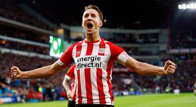 PSV-spits Luuk de Jong op weg naar Sevilla