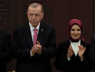 Erdogan benoemt voormalige Belgische politica tot minister bij herschikking kabinet