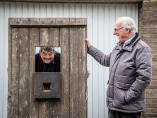 Oude cachotdeur weer ‘thuis’ in het Schepenhuis: ‘Echt bijzonder dat dit na zoveel tijd weer boven water komt’