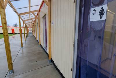 Overbetuwe wil COA onder druk zetten met sluiten vluchtelingenopvang. Goed idee? Of juist niet?