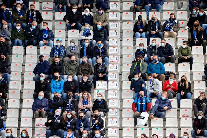 Fans van Club Brugge in het Jan Breydel voor de match tegen RSC Anderlecht.