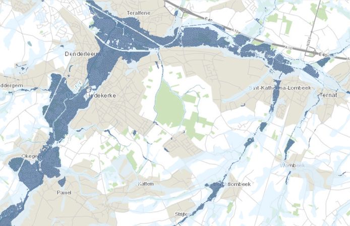 In Roosdaal, Liedekerke, Affligem en Ternat kleuren volgens de Watertoets tal van gebieden donker of lichtblauw door de invloed van de Dender en de Bellebeek.