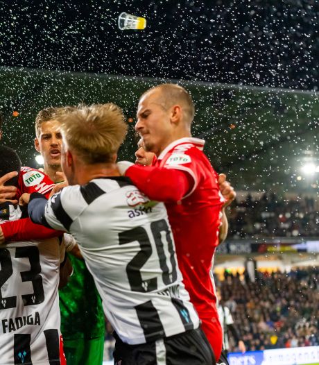 Heracles-supporter wordt niet vervolgd voor ‘klap’ aan FC Twente-speler Václav Cerny