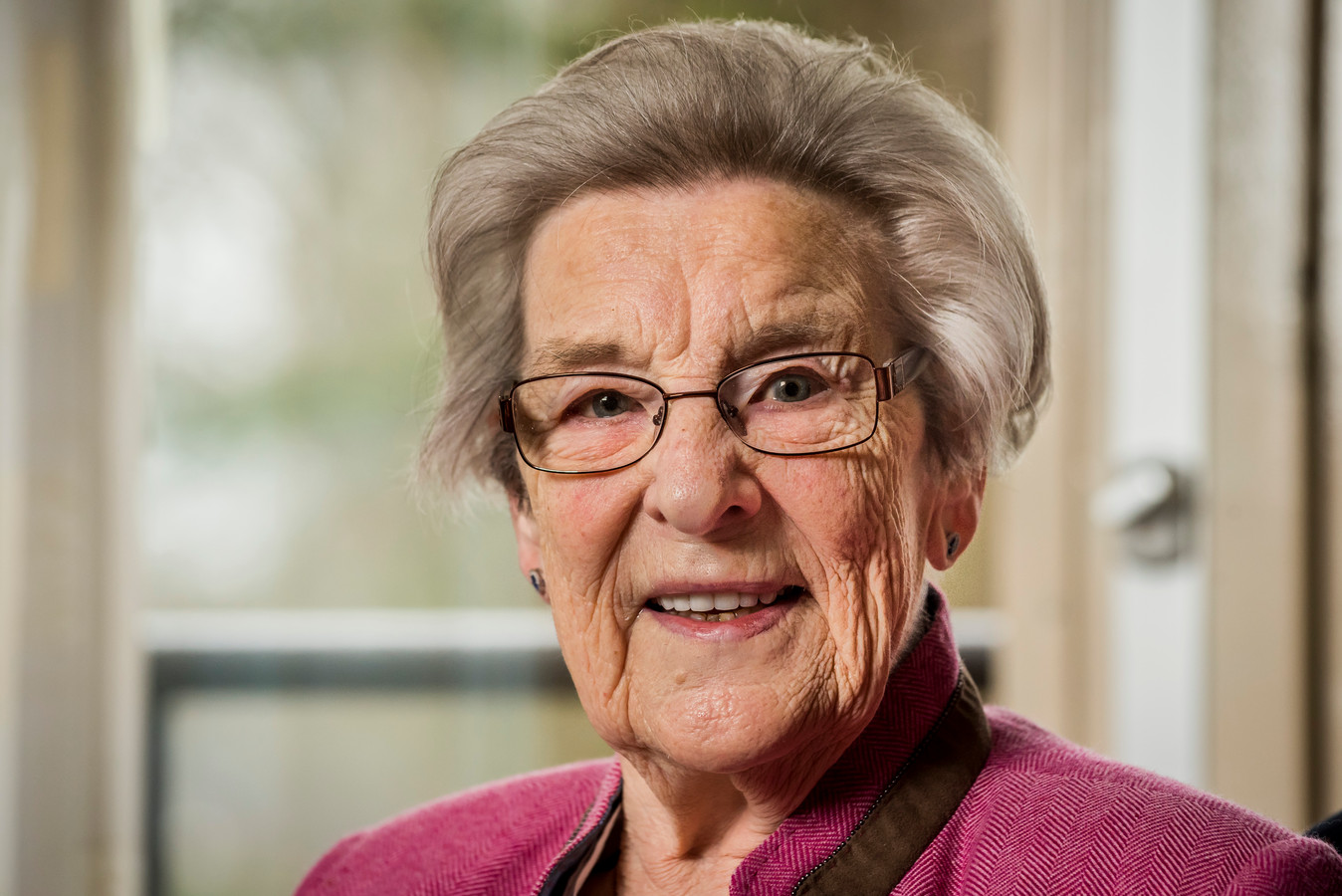 Henny (89) uit Enschede wil erkenning voor haar vader en 133 andere