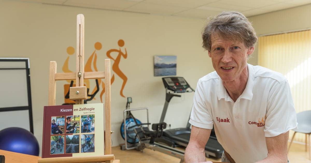 Fysiotherapeut Sjaak Coenen uit Riethoven behandelt in zijn eerste boek de zelfregie van het leven