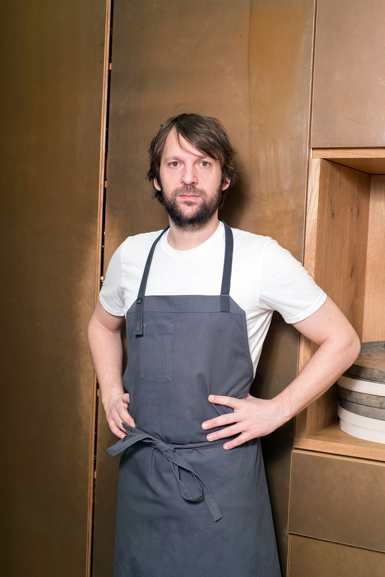 René Redzepi is een Deens chef-kok en mede-eigenaar van het tweesterrenrestaurant Noma in Kopenhagen. Redzepi is bekend vanwege zijn aandeel in de vernieuwing van de noordse keuken. Beeld Els Zweerink