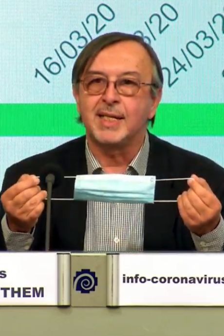 Les deux nouveaux indicateurs de suivi de l'épidémie “vont dans le bon sens”
