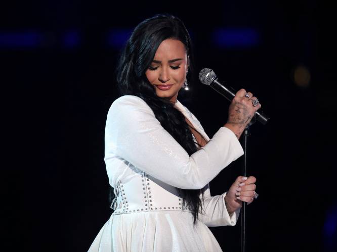 Demi Lovato linkt haar depressie aan verleden als Disneyster: “Ik moest té hard werken, en achteraf ging de show door zonder mij”