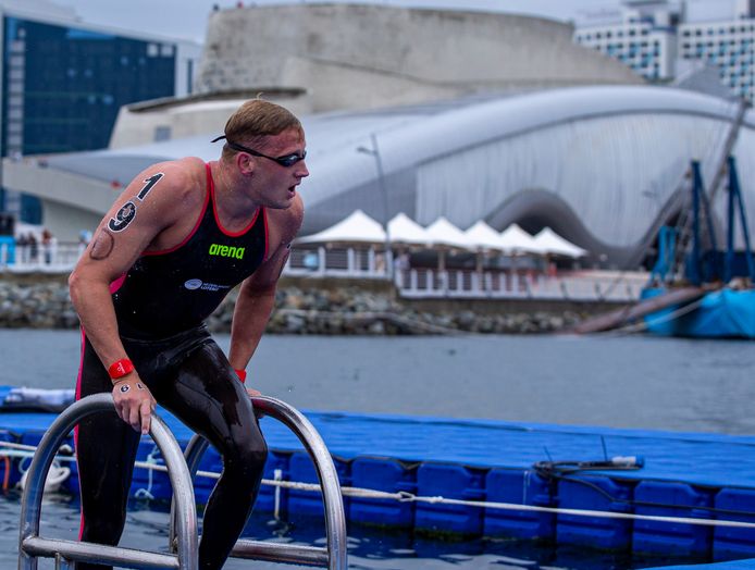 LIVE | Ferry Weertman jaagt in open water direct op ...