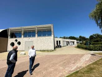 Gemeente huldigt nieuwe petanquehal plechtig in: “De nood aan extra sportinfrastructuur is hoog.”