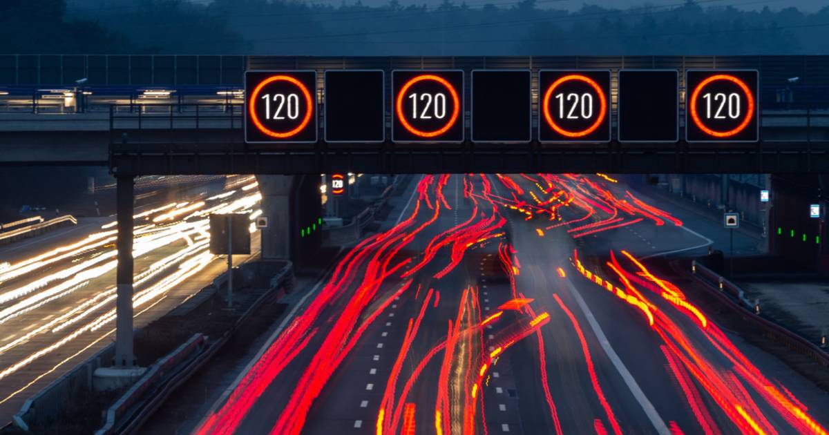 Weer aanval op maximumsnelheid Autobahn; 'maximaal 120 km ...