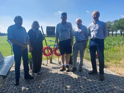 Australiër bezoekt plek waar oom Maurice neerstortte: ‘Vorstenbosch blijft altijd onderdeel van mijn