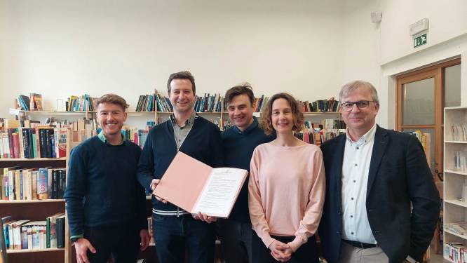 Kringwinkels en Ivago zetten samenwerking verder: “50% van wat we inzamelen, moet ook hergebruikt worden!”