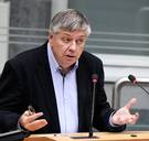 Jo Vandeurzen  zal uittredingsvergoeding van 136.000 euro opnemen