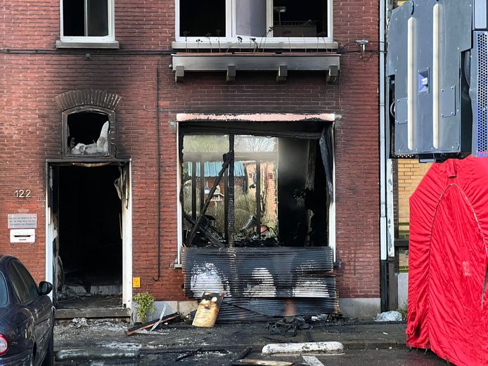 Vorige maand viel nog een dode bij een zware woningbrand in de Seraphin De Grootestraat in Antwerpen. (Archieffoto)