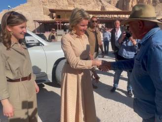 Koningin Mathilde en prinses Elisabeth bezoeken het graf van Toetanchamon