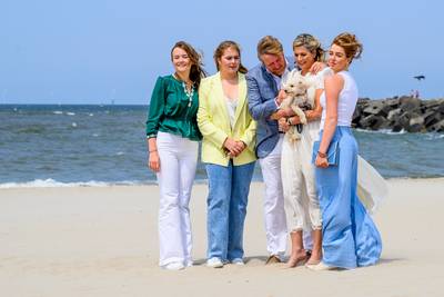 Nederlandse prinsessen dringen bij mama Máxima aan op meer zakgeld: “Ze vinden dat ze een verhoging verdienen”