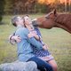 Paard laat verloofd stel niet met rust