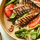 Lekker lichte salade: gegrilde makreeltjes met gortsalade en grapefruit