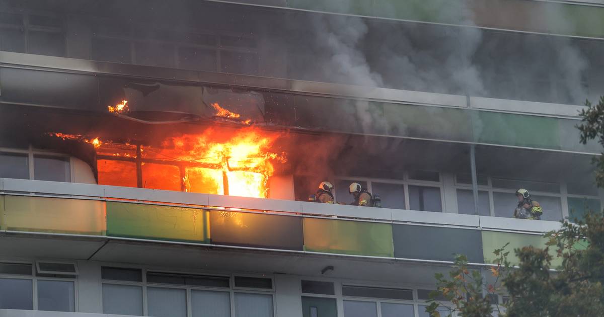 Middelbrand op Laan van Vollenhove in Zeist